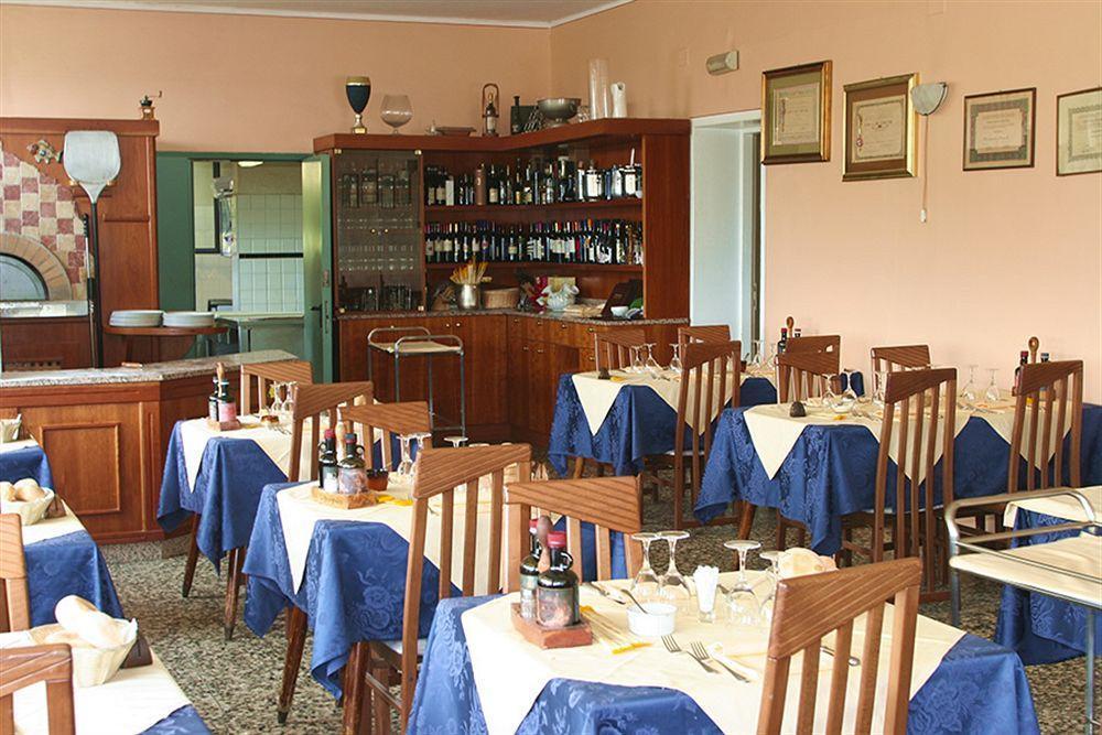 Hotel Olivi Salo Exterior photo
